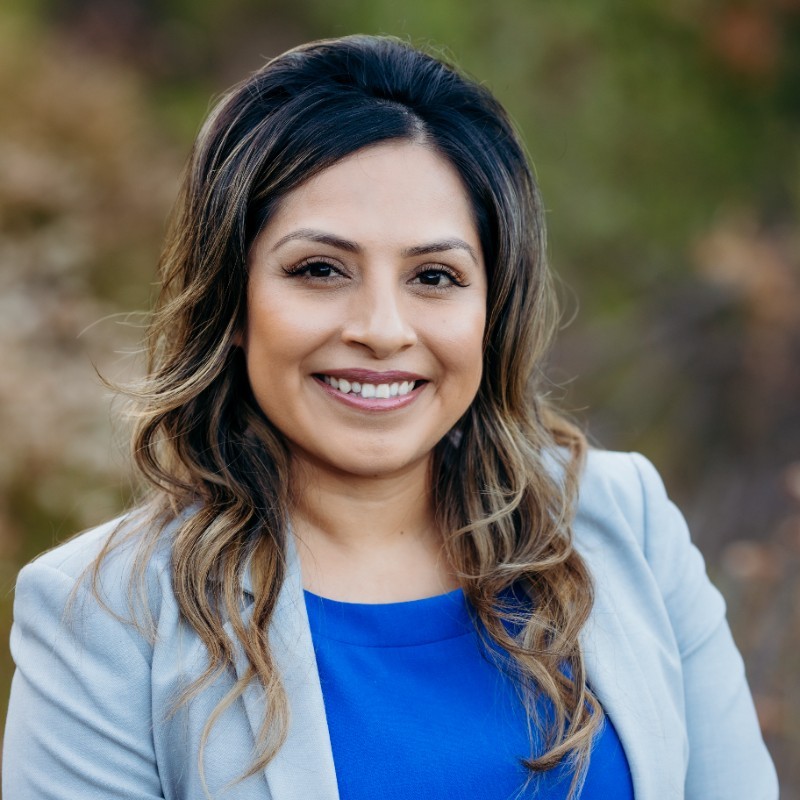 N Cruz UCR Fellow Headshot